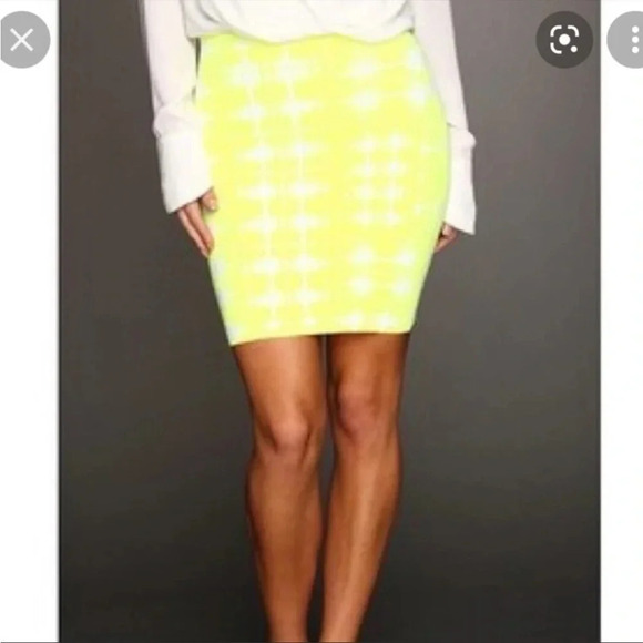 BCBG MAXAZRIA - Simone Ikat Power Skirt (Neon Yellow Combo) size small NWOT - Picture 12 of 12